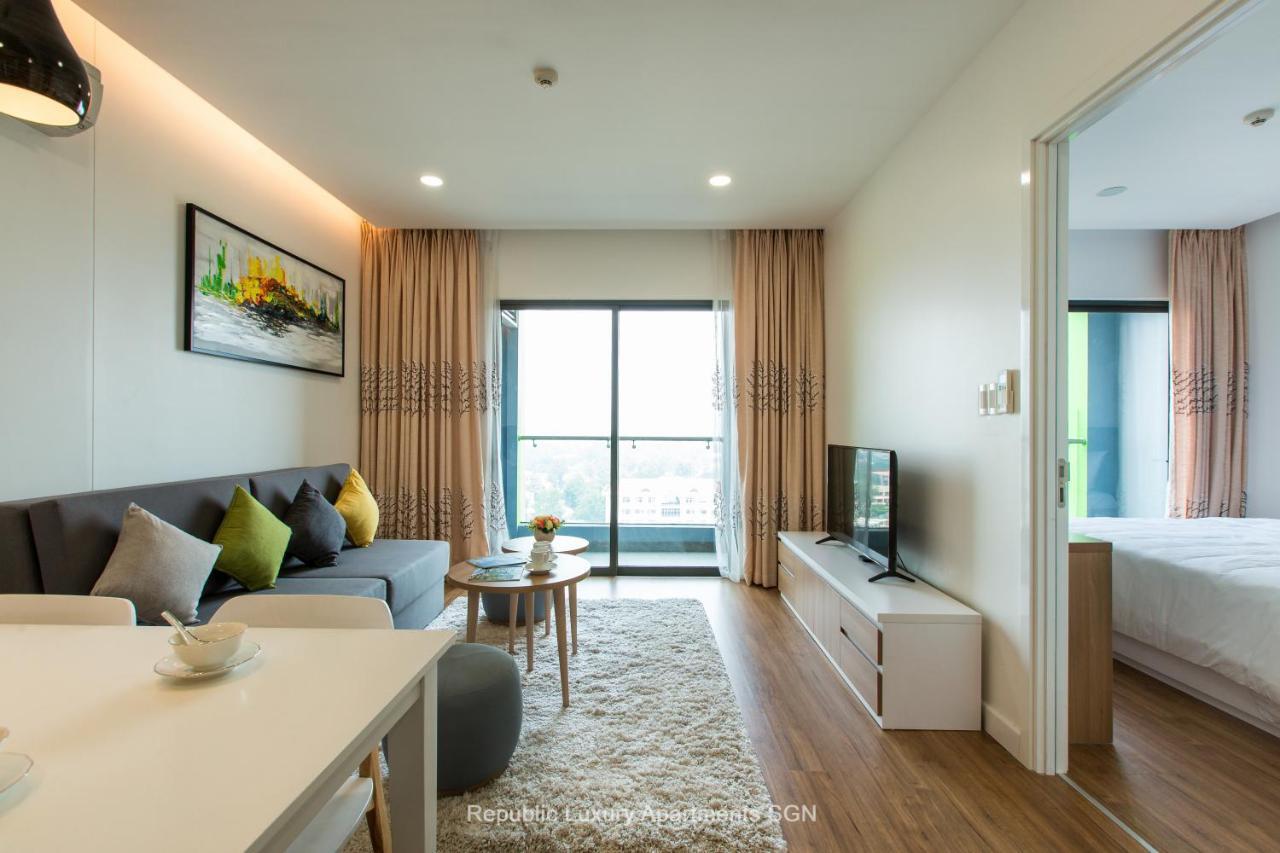Republic Suites Ho Chi Minh City Exterior photo