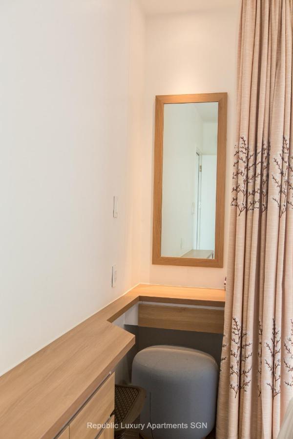 Republic Suites Ho Chi Minh City Exterior photo