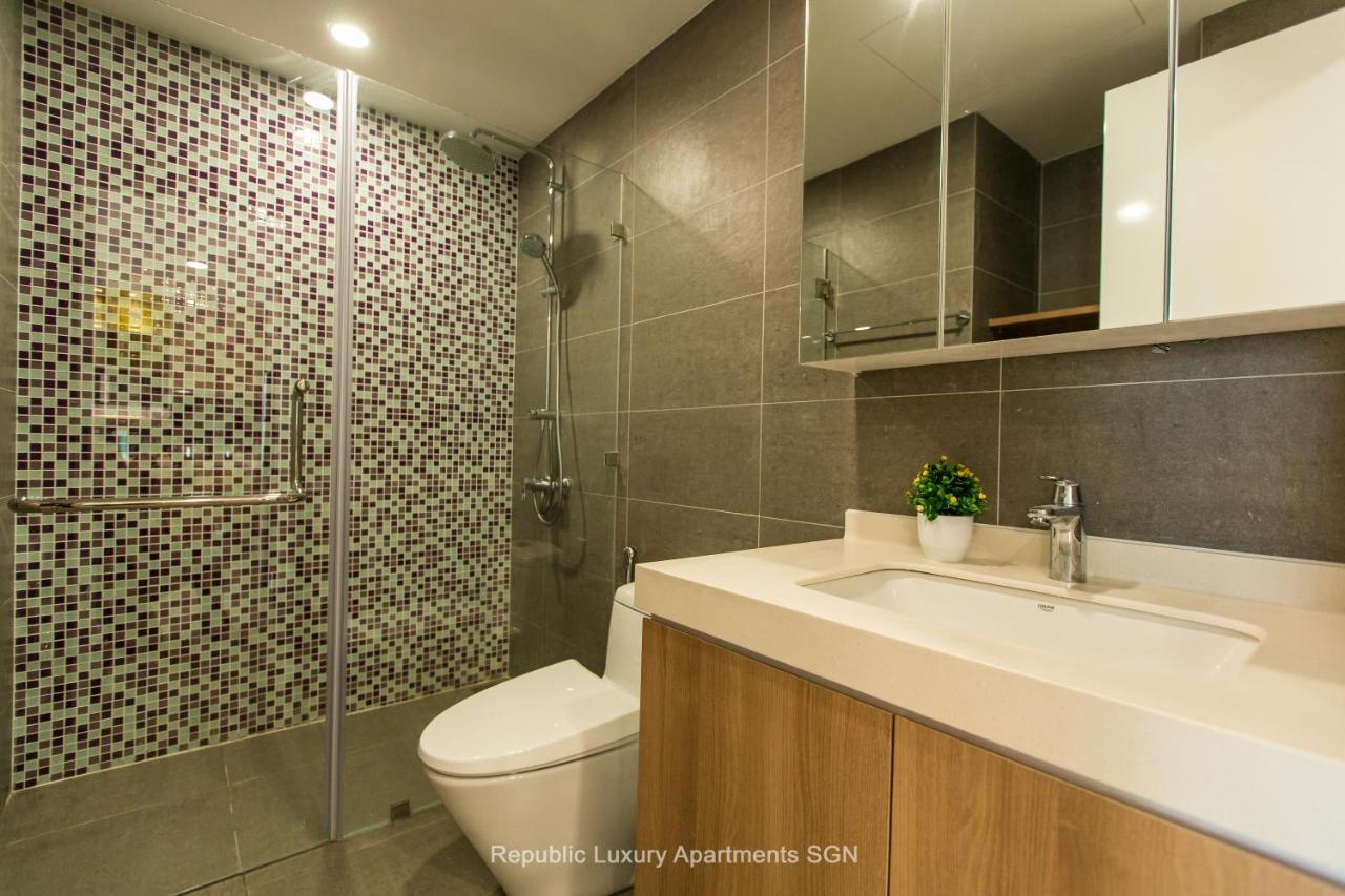 Republic Suites Ho Chi Minh City Exterior photo